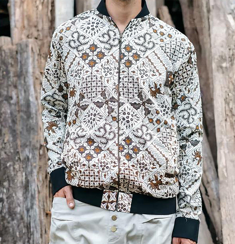 Fleece-lined Waterproof And Windproof Thick Jacket